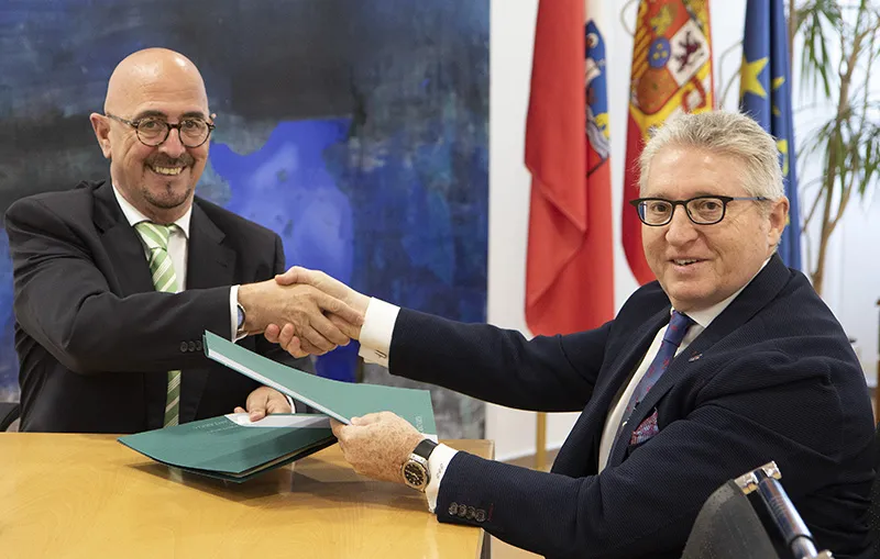 Noticias de Cantabria | El Cántabro | La fundación Marqués de Valdecilla firma un convenio con la Asociación Española contra el Cáncer para la prestación de apoyo psicológico en las unidades de paliativos