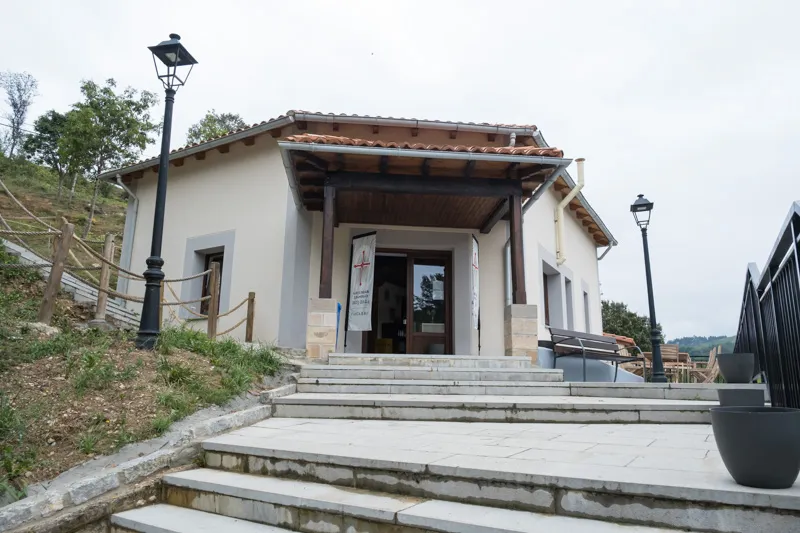  El Gobierno continúa su apuesta por el Camino Lebaniego y destina 365.000 euros en subvenciones para mejorar los albergues de peregrinos