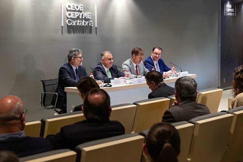  Media presenta a la CEOE las políticas medioambientales del Gobierno, apostando por la sostenibilidad, el desarrollo económico y la actividad empresarial