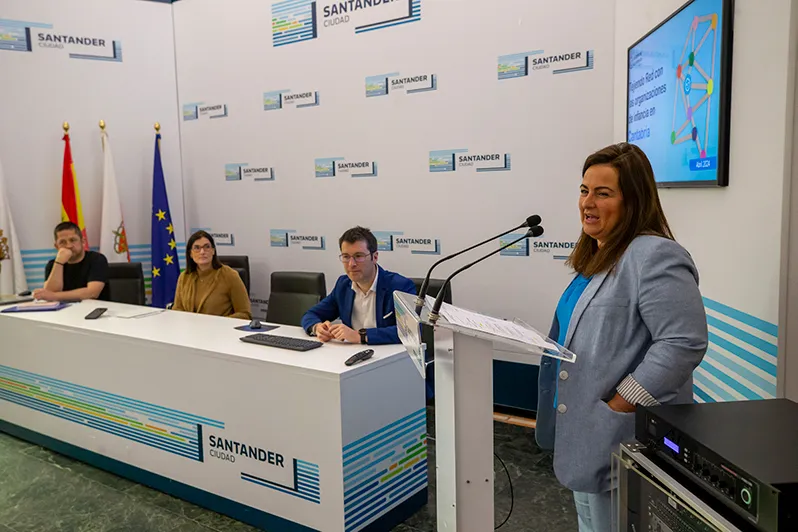 Noticias de Cantabria | El Cántabro | Gómez del Río reconoce la labor que realizan las entidades de infancia de Cantabria "trabajando siempre por el interés superior del menor"