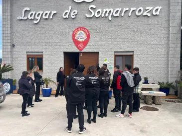 Noticias de Cantabria | El Cántabro | Alumnado de “El Boosstare” inicia en Somarroza un programa de visitas profesionales para conocer productos cántabros presentes en la hostelería