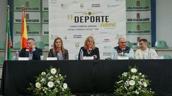  El Ayuntamiento participa en el acto de inauguración de las jornadas ‘El deporte educa’