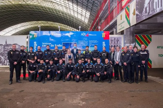 El Mercado de Ganados es el escenario de entrenamientos tácticos del módulo de intervención en el que participan 16 aspirantes a policía local