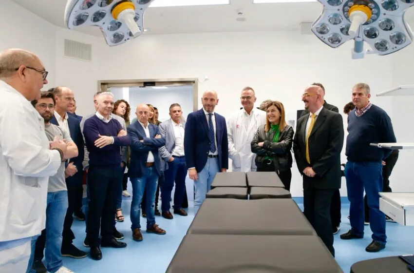  Buruaga anuncia un «acuerdo histórico» para garantizar la continuidad de la asistencia sanitaria en el Hospital de Laredo durante el verano