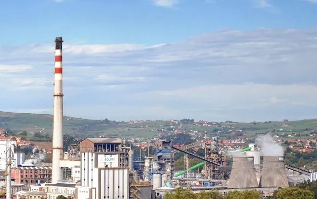  López Estrada califica de “gran noticia” la concesión de una subvención de 30 millones de euros para el proceso de descarbonización de Solvay