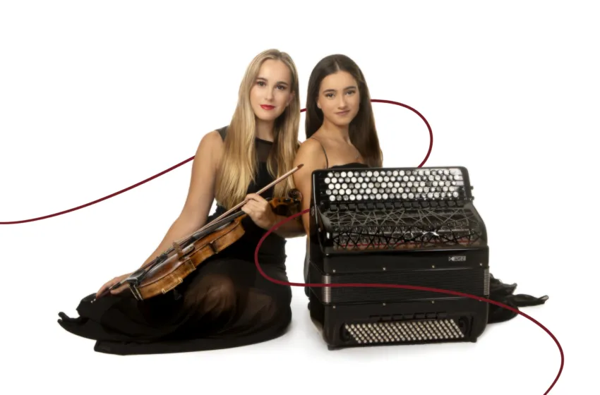 DUO CUBAS HONDAL en nuestro Rincón de Artistas