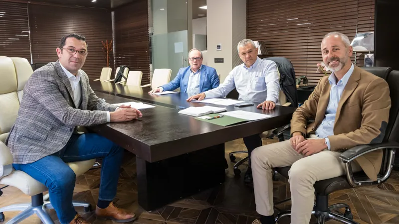  Educación y la Federación de Municipios de Cantabria expresan su compromiso para avanzar esta legislatura en un modelo de enseñanza «que funciona y de calidad»