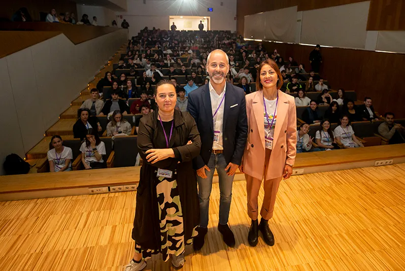  Silva destaca el compromiso social de los alumnos cántabros con el desarrollo sostenible del planeta