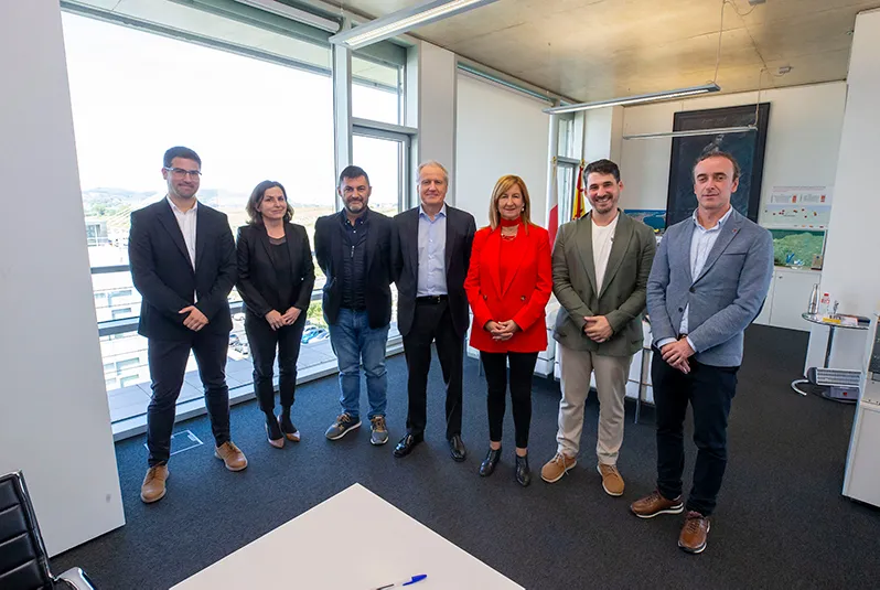  Arasti renueva su apoyo al empleo con cuatro asociaciones de trabajadores autónomos