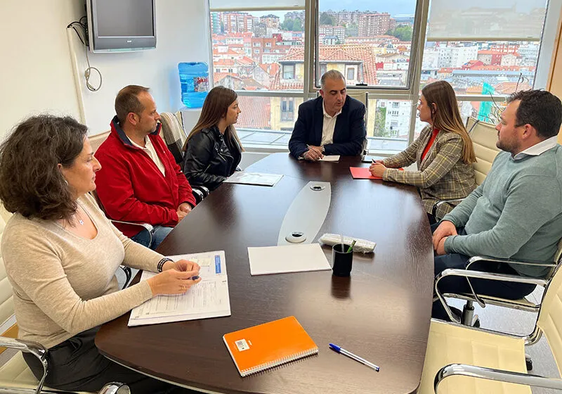 Fomento estudiará la reparación de caminos vecinales en Hazas de Cesto y Beranga