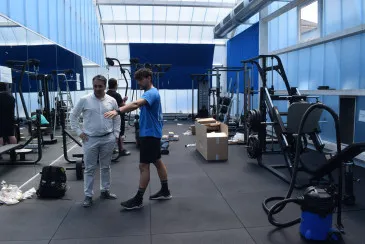 Noticias de Cantabria | El Cántabro | El Ayuntamiento de Piélagos instala nuevos aparatos, material deportivo y máquinas en los gimnasios municipales de Renedo y Parbayón