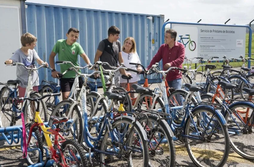  El servicio gratuito de préstamo de bicicletas de Punta Parayas entra en servicio mañana hasta final de verano