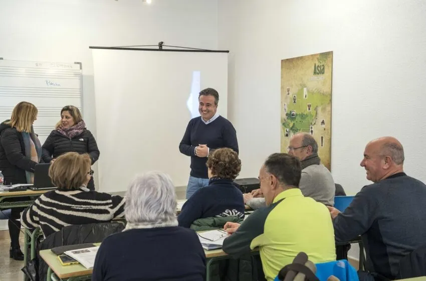  Camargo pone al servicio de los alumnos del CEPA herramientas para el cuidado de la salud mental