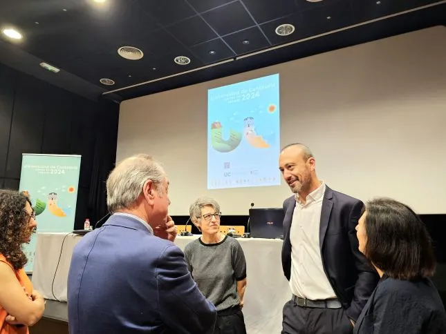  López Estrada inaugura la 31ª edición de los Cursos de Verano de la UC en Torrelavega