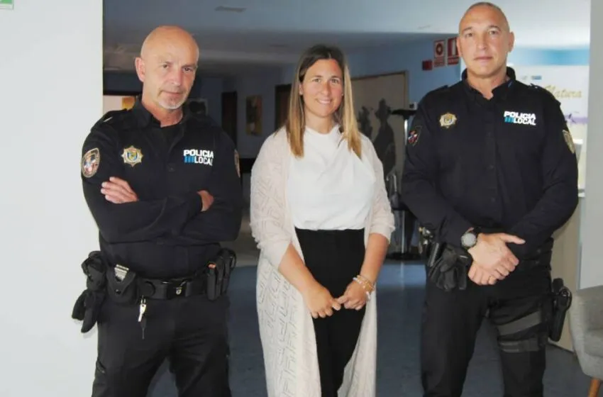  Toman posesión como oficiales en prácticas dos agentes de la Policía Local de Noja