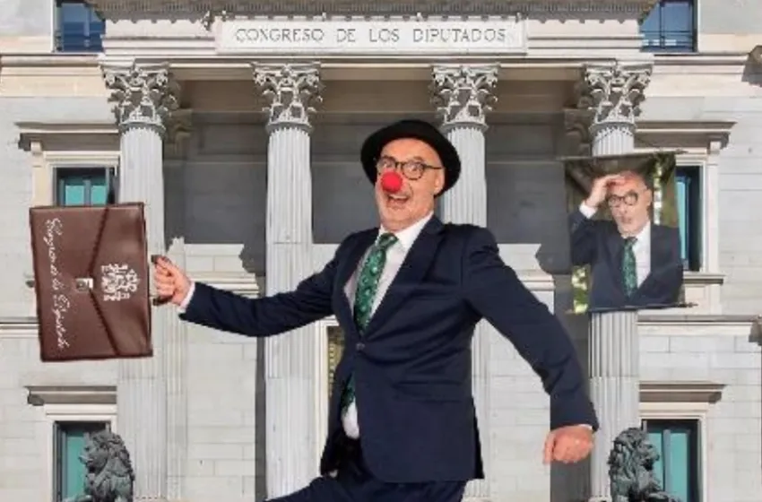 Noticias de Cantabria | El Cántabro | Felisuco Regresa a los Escenarios con "Un Payaso en el Congreso"