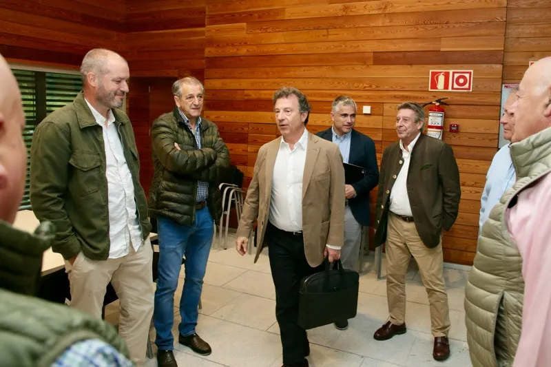  Palencia asegura que el Gobierno continúa trabajando para que los proyectos de mejora de los municipios de Picos de Europa puedan ser financiados con fondos europeos