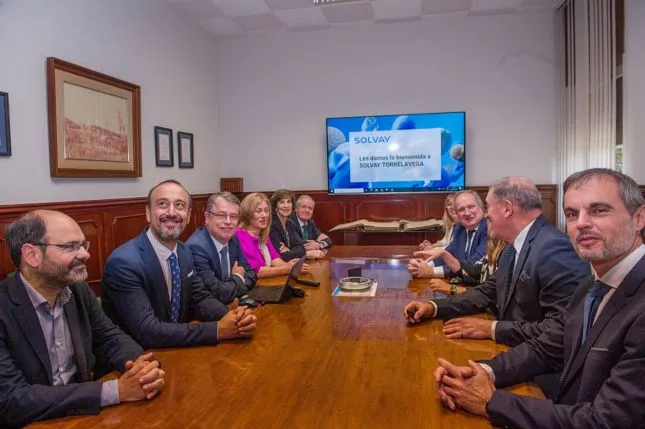  López Estrada destaca que el proceso de descarbonización de Solvay será “uno de los más exitosos de nuestro país”
