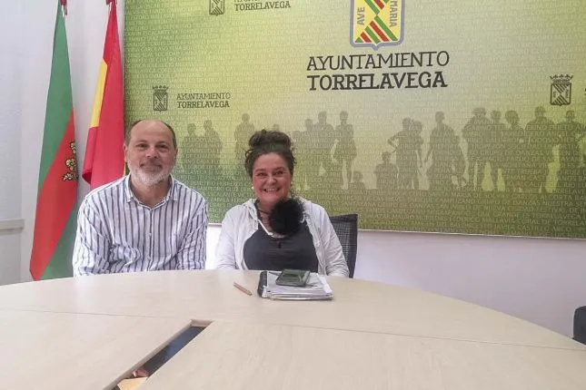  La Escuela de Caminos acerca la ingenería civil a la ciudadanía con un paseo en bicicleta desde el campus de Torrelavega