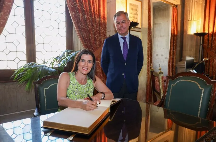  Gema Igual presenta en Sevilla el cartel taurino de la Feria de Santiago 2024