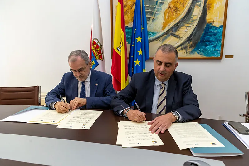  Fomento y la UC colaborarán en la gestión y realización de las actividades científicas y divulgativas del Observatorio Astronómico de Cantabria