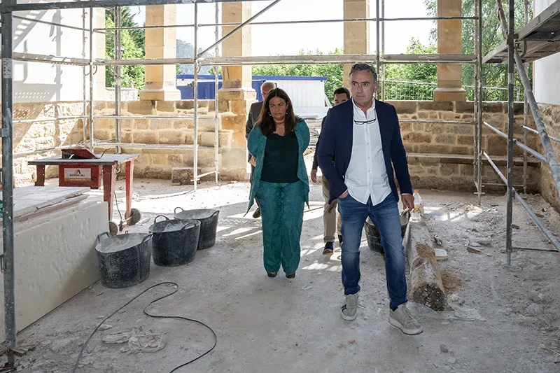 Noticias de Cantabria | El Cántabro | El Gobierno de Cantabria estudiará estrategias para combatir la soledad no deseada y prevenir la dependencia en Liérganes