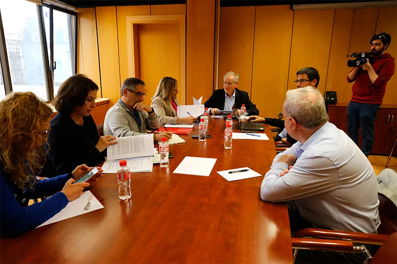  El Gobierno acordará con los agentes sociales el plan de empleo para mayores de 45 años, dotado con 500.000 euros