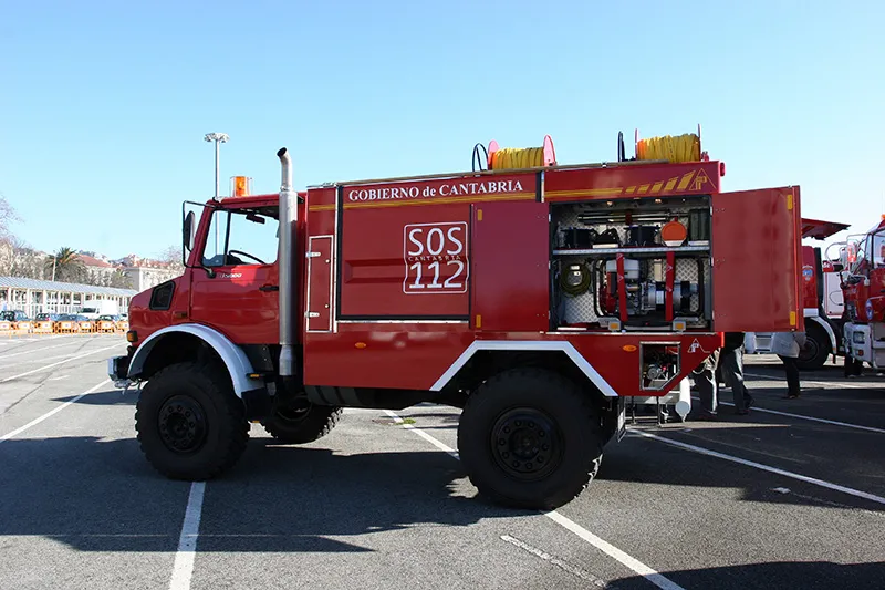  El Gobierno convoca las ayudas a los ayuntamientos para financiar la adquisición de vehículos y de vestuario para uso en Protección Civil y Emergencias y Policía Local