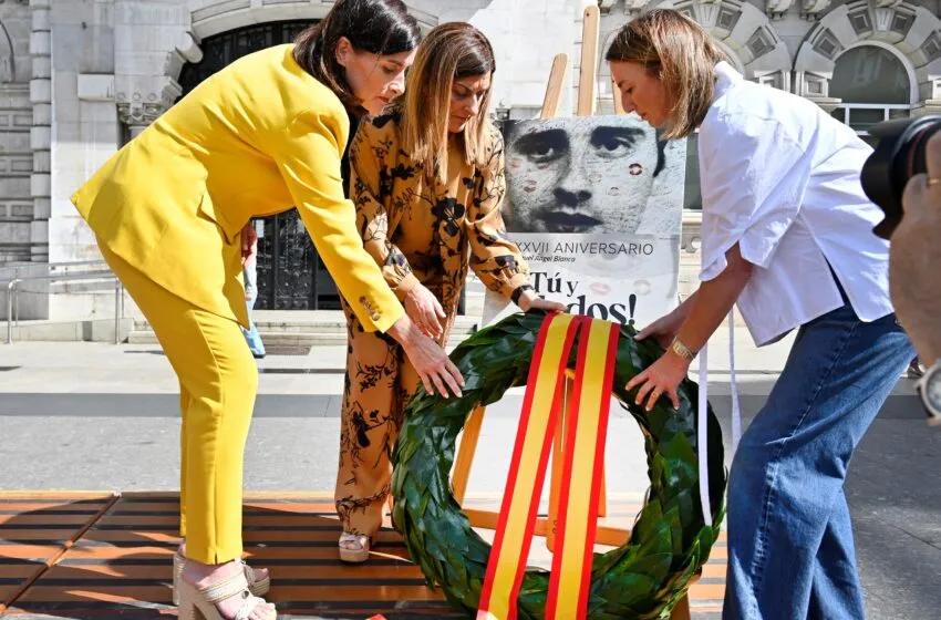 Noticias de Cantabria | El Cántabro | Santander recuerda a Miguel Ángel Blanco en el 27 aniversario de su asesinato