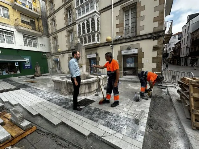 Noticias de Cantabria | El Cántabro | La remodelación de la Plaza de Cuatro Caños finalizará en “pocos días”