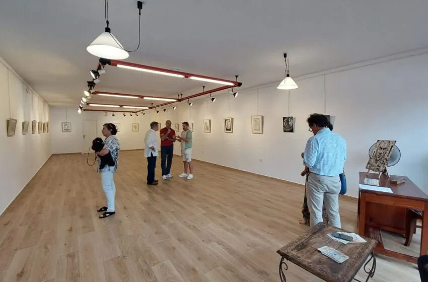 Inaugurada en la Sala Algas la Exposición de Dibujo de Víctor Iglesias Gómez