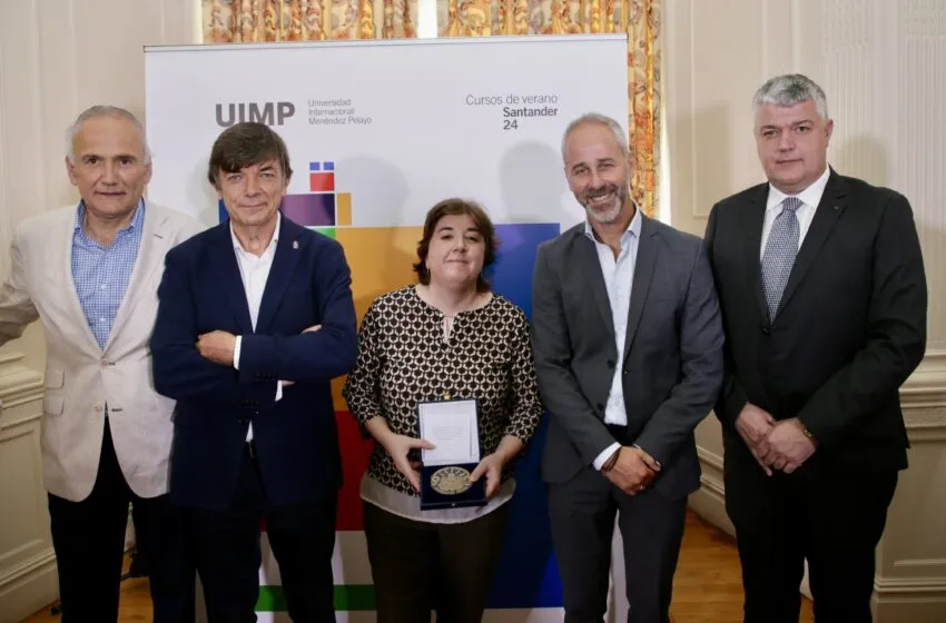Noticias de Cantabria | El Cántabro | El Gobierno se suma al homenaje de la UIMP a 'TeleCantabria' en el 40 aniversario del Centro Territorial de TVE en la Comunidad