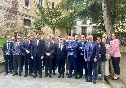 Noticias de Cantabria | El Cántabro | Agüeros manifiesta el apoyo de Cantabria al proyecto de las cámaras de comercio para potenciar el Corredor Atlántico