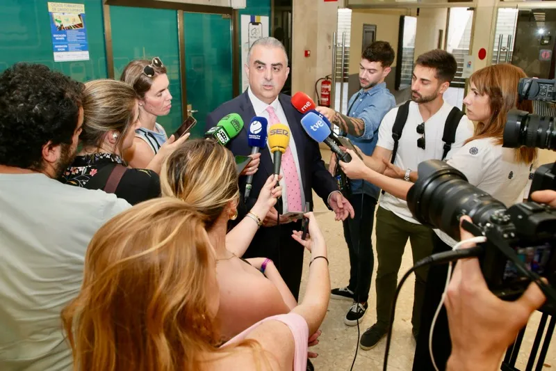 Noticias de Cantabria | El Cántabro | Media reclama al Ministerio de Transporte "lealtad institucional" y reivindica "trabajar conjuntamente" en materia ferroviaria