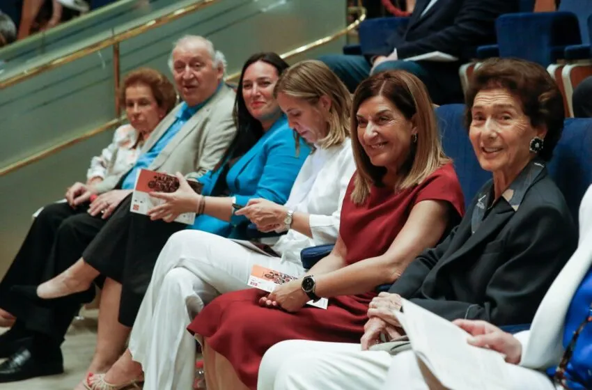  Buruaga asiste al concierto inaugural del XXIII Encuentro de Música y Academia de Santander