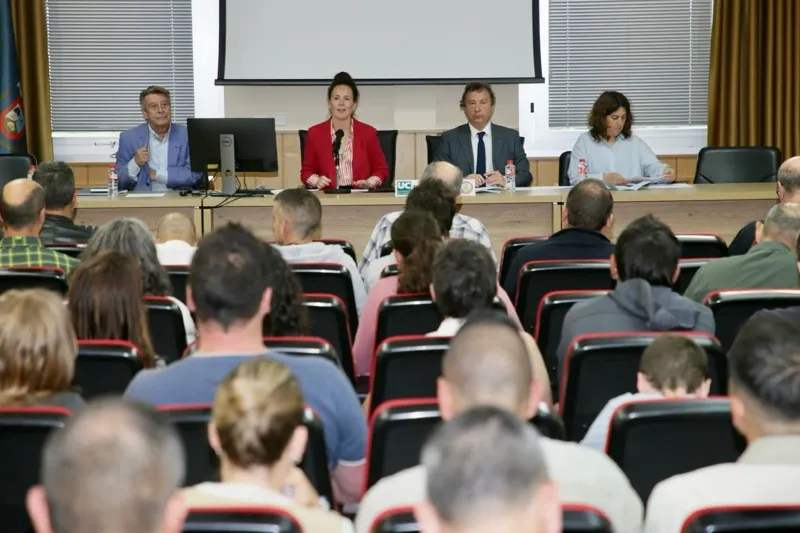  Palencia ofrece el «total apoyo» del Gobierno para unificar criterios y afrontar los problemas que afectan a la biodiversidad