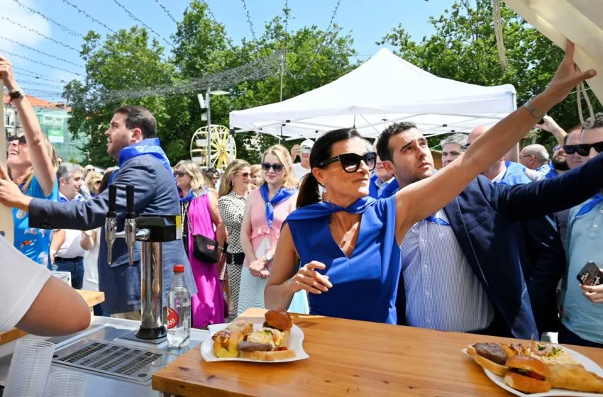  Una Feria de Día renovada abre sus puertas con 30 casetas y tres food trucks