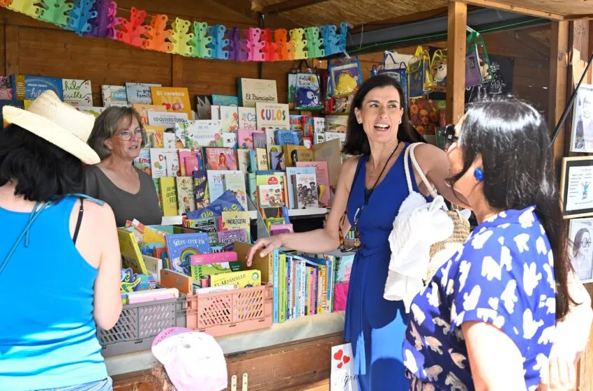  La alcaldesa reafirma la apuesta de la ciudad por la cultura durante la apertura de ‘Felisa’ 2024