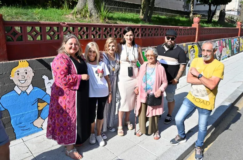 Noticias de Cantabria | El Cántabro | La alcaldesa inaugura el nuevo mural de Entrehuertas, inspirado en el dibujante Francisco Ibáñez