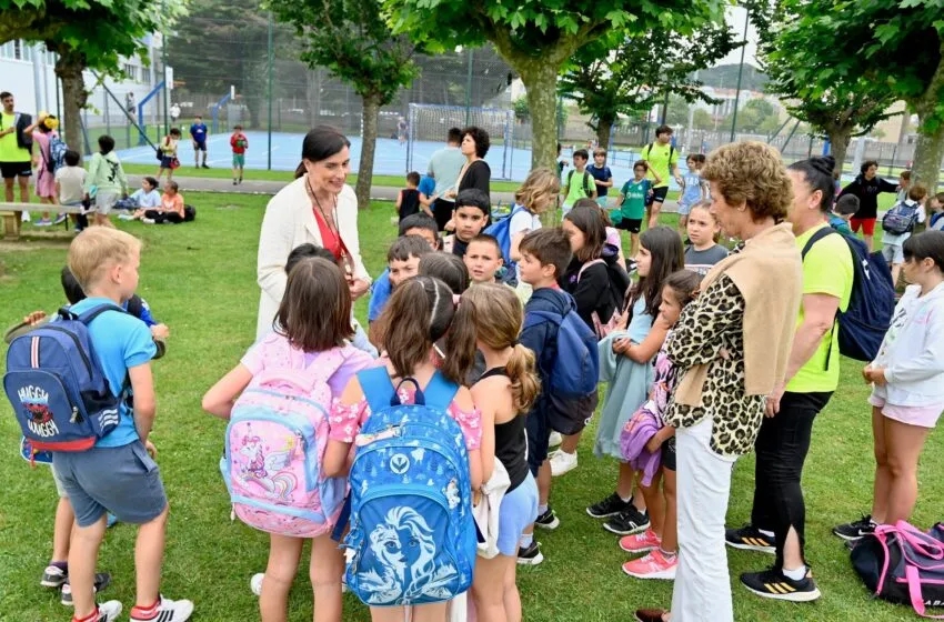  La alcaldesa reafirma la apuesta por el deporte para favorecer la conciliación en verano