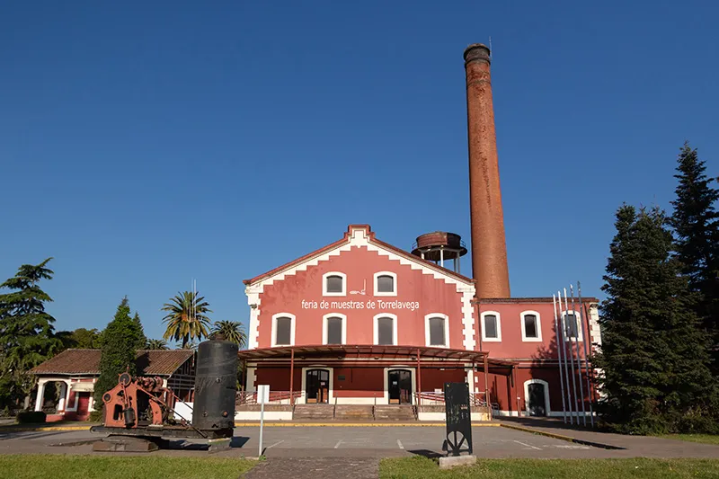  El Consejo de Gobierno aprueba destinar 3,9 millones de euros al Ayuntamiento de Torrelavega para la segunda fase del proyecto de rehabilitación de La Lechera