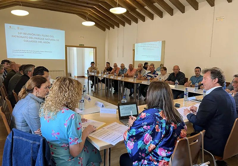  Palencia destaca el «gran potencial» del Parque Natural de los Collados del Asón y su contribución al desarrollo socioeconómico del Valle de Soba