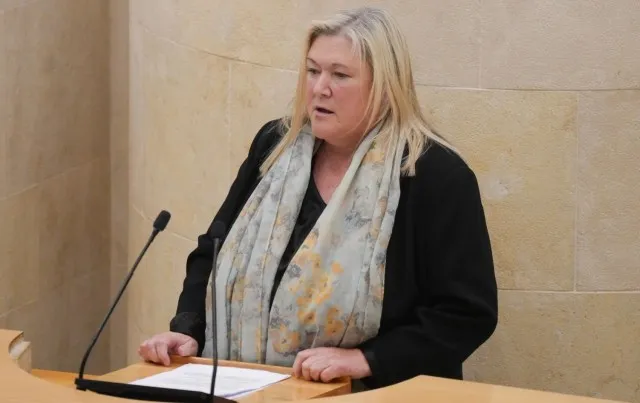  «La actitud del PSOE cántabro es vergonzosa ante un ministro Planas que suspende en prevención sanitaria animal»