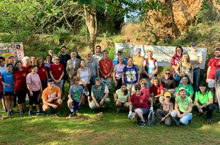  Cantur y Bosques de Cantabria acondicionan zonas de charca para anfibios en el Parque de Cabárceno