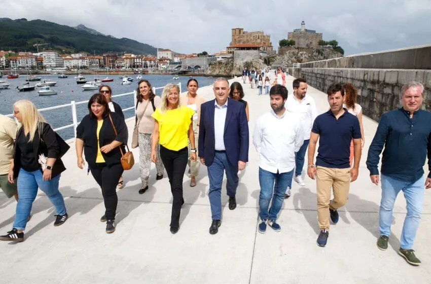 Noticias de Cantabria | El Cántabro | El Gobierno completa la segunda fase del refuerzo del rompeolas de Castro Urdiales tras una inversión de 4,3 millones