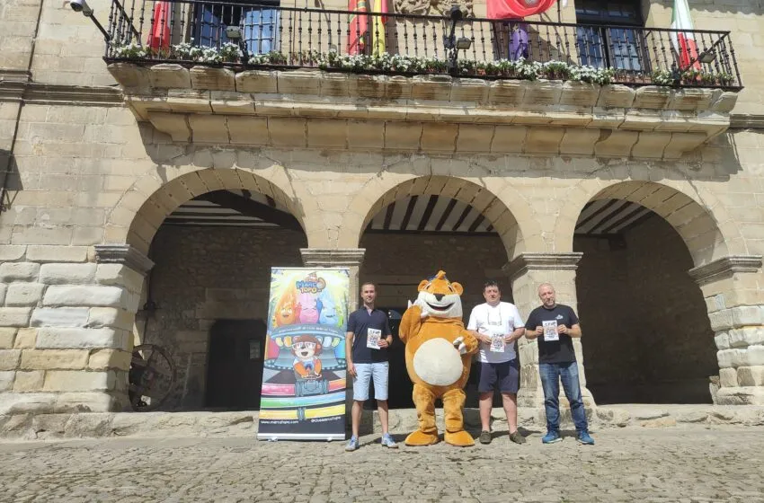  Santillana del Mar presenta una iniciativa turística dirigida a las familias: “Necesitábamos integrar a los más pequeños en el turismo para consolidar la experiencia en la villa”