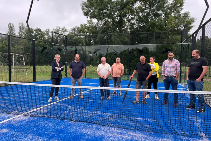 Noticias de Cantabria | El Cántabro | El Gobierno de Cantabria mejora las instalaciones deportivas de Villafufre con una nueva pista de pádel