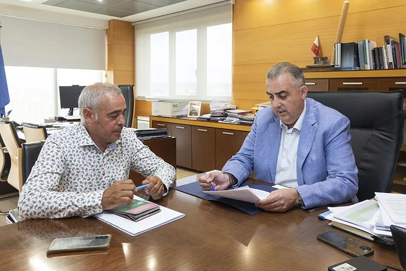 Noticias de Cantabria | El Cántabro | Fomento invertirá cerca de 525.000 euros en tres proyectos de mejora de la red de abastecimiento y saneamiento de aguas de Arenas de Iguña