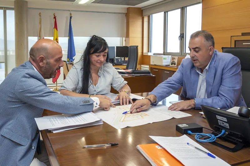 Noticias de Cantabria | El Cántabro | El Gobierno acometerá la rehabilitación y mejora del barrio de las Casas Amarillas y de Piedra de Laredo