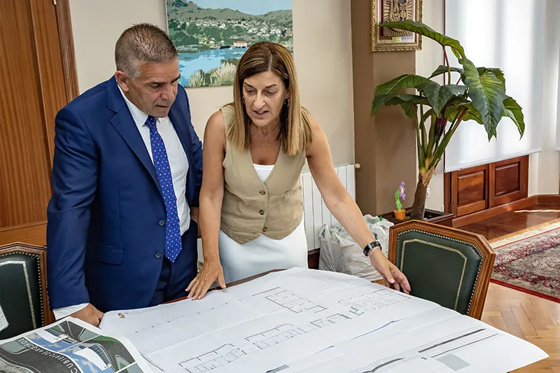 Noticias de Cantabria | El Cántabro | Buruaga anuncia una inversión de 3,3 millones de euros para la construcción del polideportivo cubierto de Argoños